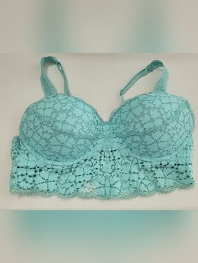 PINK Victoria's Secret Aqua Lace Padded Underwire Bralette size Medium
